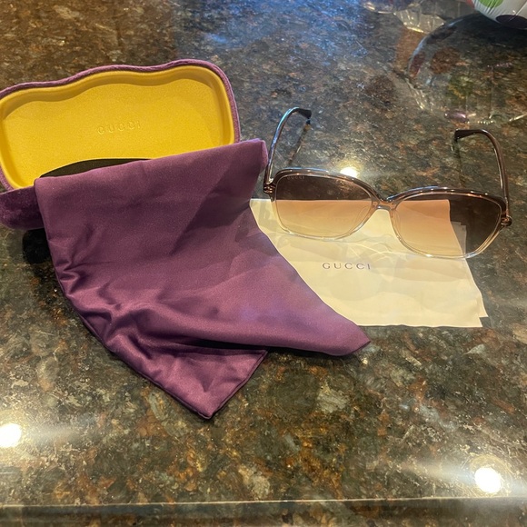 Gucci sunglasses - Picture 2 of 5